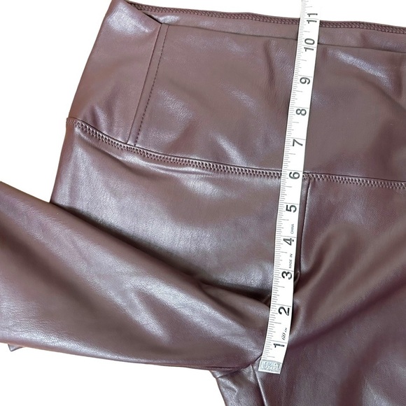 7 For All Mankind Merlot Color Faux Leather Leggings - Picture 9 of 10